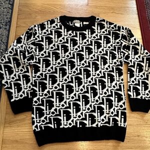 Black and White Patterned Sweater